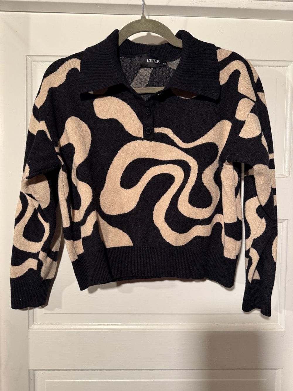 Cider Black & Beige Swirl Polo V‑Neck Sweater